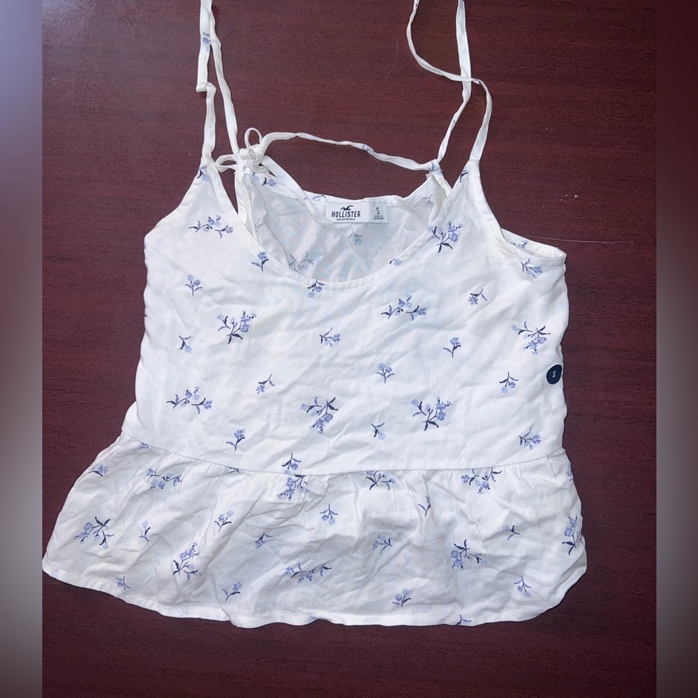 Hollister White and Blue Floral Camisole - Picture 3 of 6